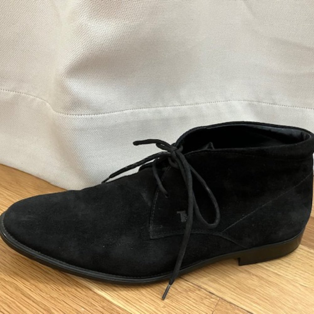 Tod's Men Suede Boots